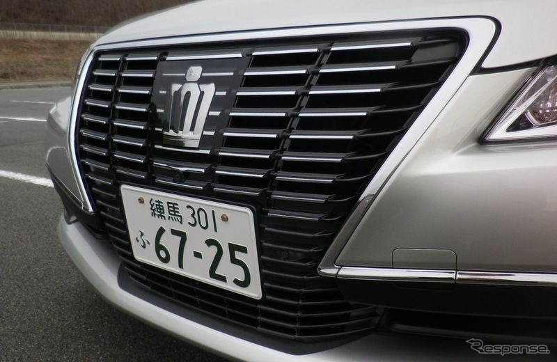 トヨタ クラウン
