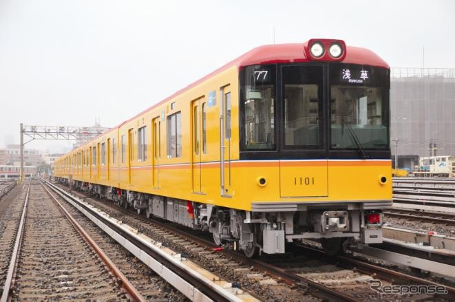 銀座線の1000系。地下鉄車両としては初めてブルーリボン賞を受賞した。