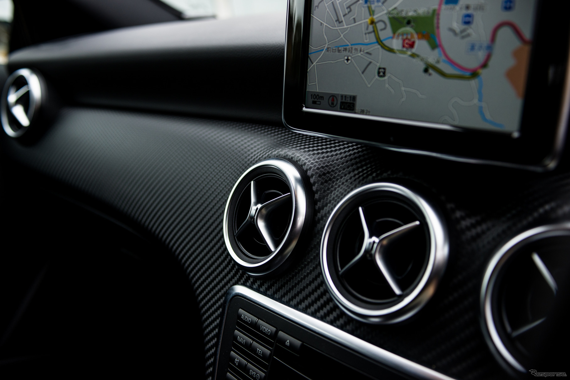メルセデスベンツ・A 180 BlueEFFICIENCY スポーツ 内装