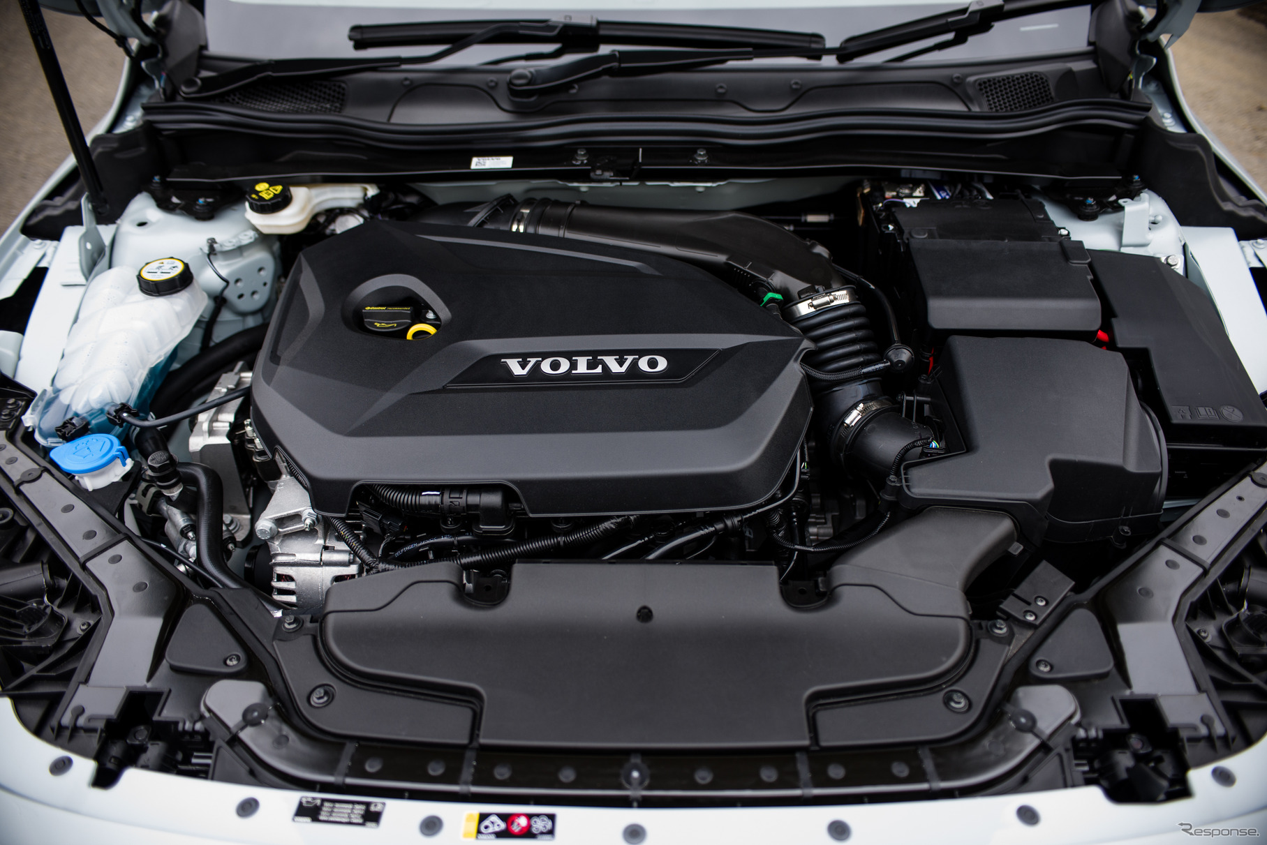 ボルボ・V40 T4