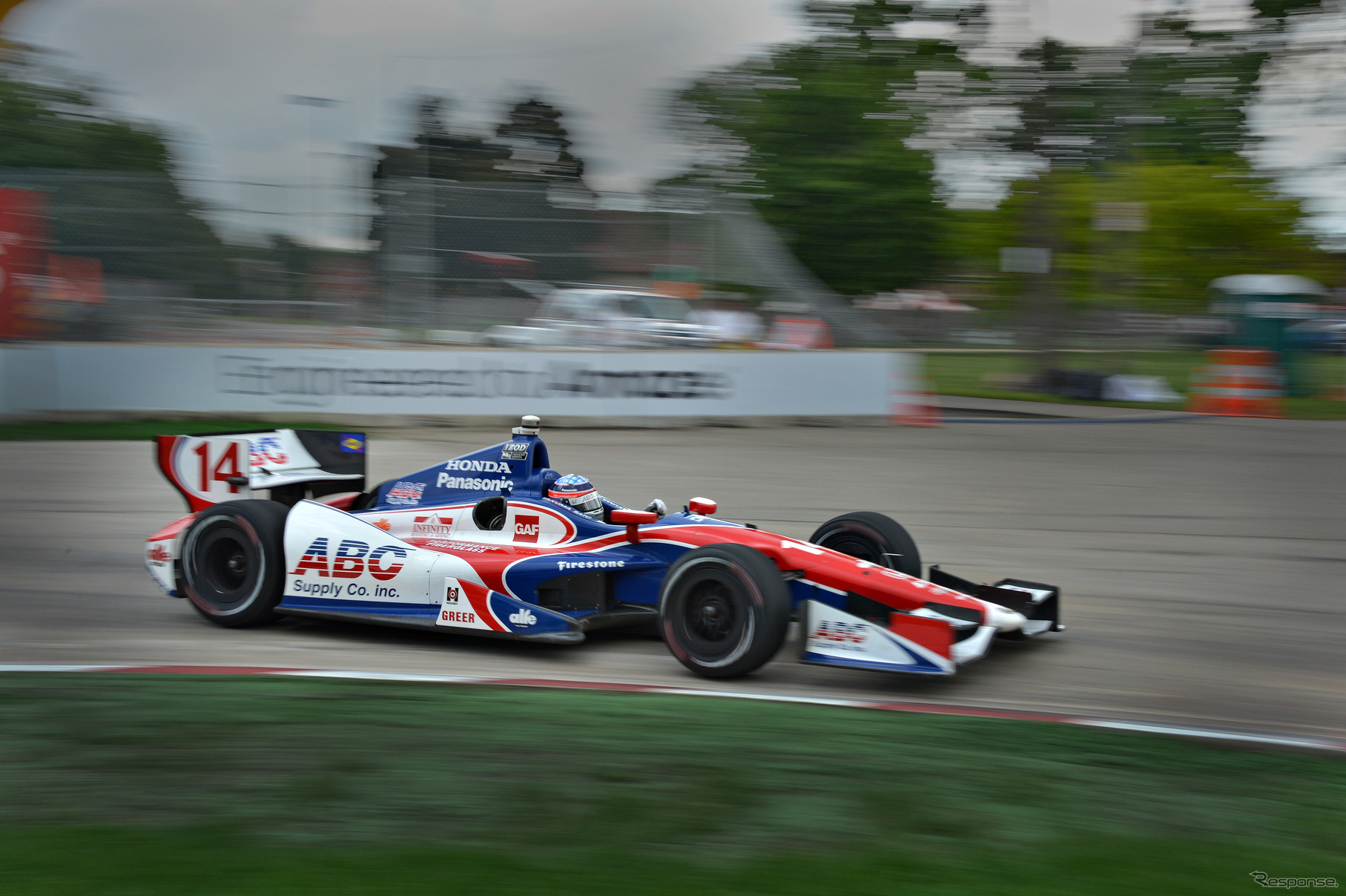 佐藤琢磨は年間王座争いで6位に後退。トップとは31点差だ。写真：IndyCar