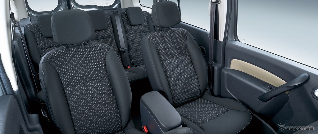 ルノー・カングーの限定車「オーセンティック」