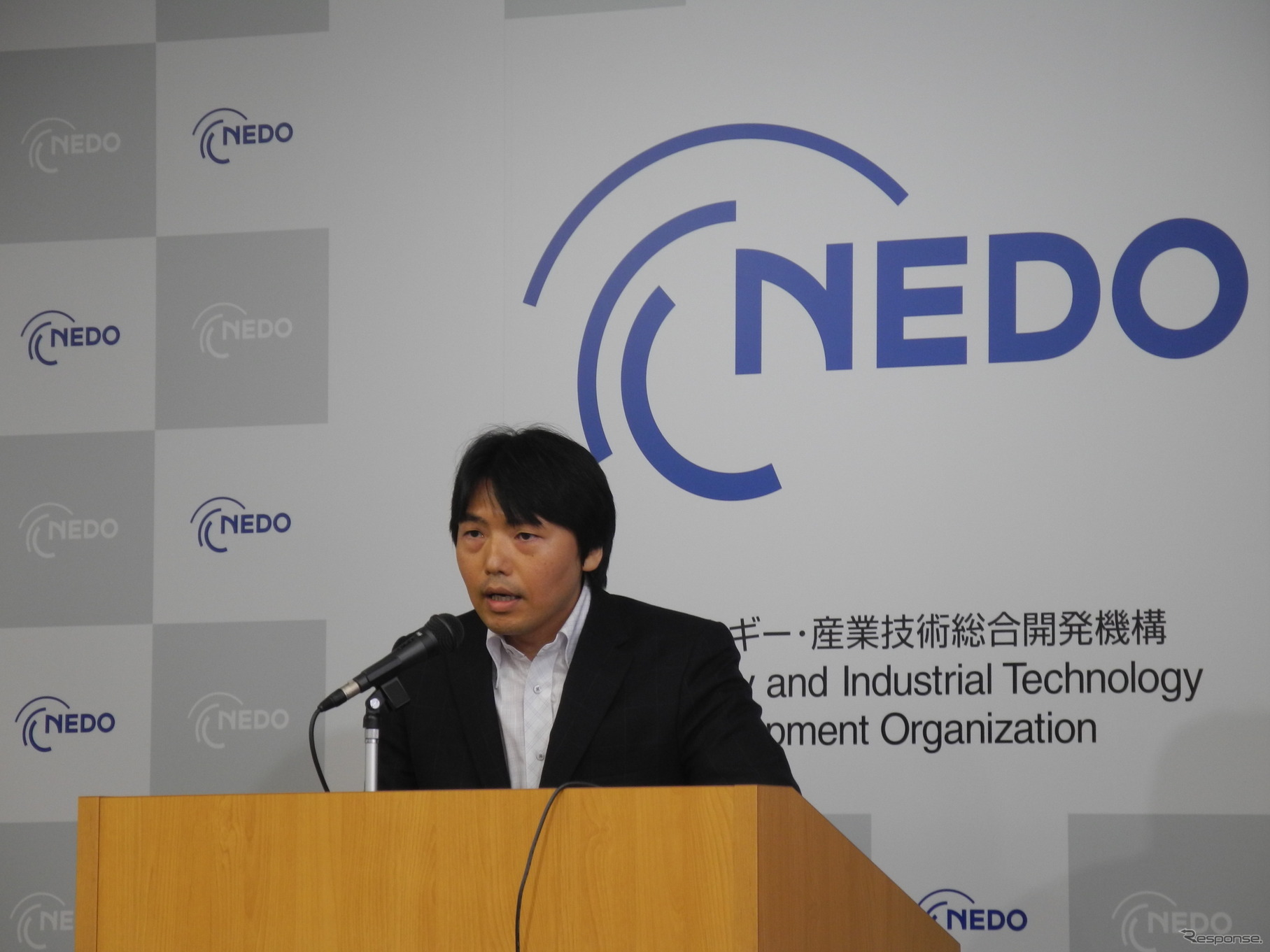 NEDO電子・材料・ナノテクノロジー部の吉田学主任研究員