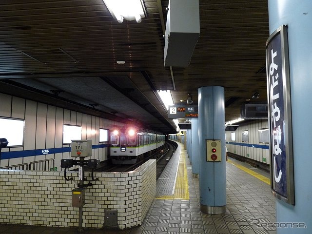 京阪電鉄の淀屋橋駅。天神祭に合わせて同駅発の列車が増発される。