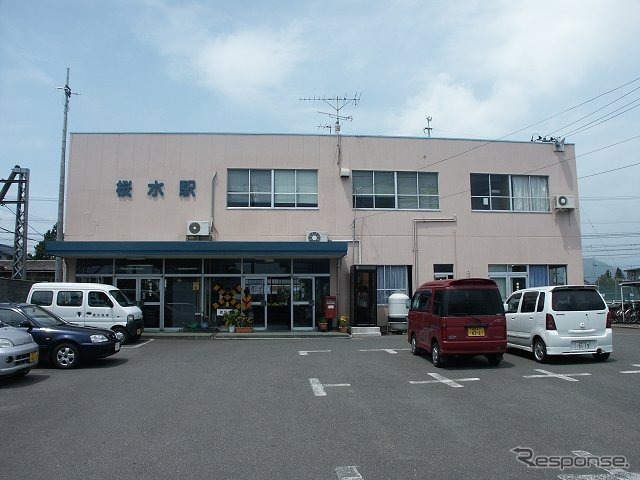 福島交通飯坂線の桜水駅。