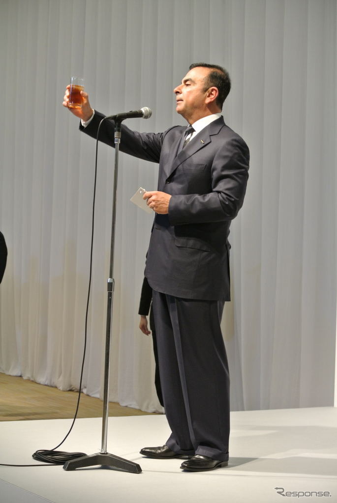 日産自動車 カルロス・ゴーン社長
