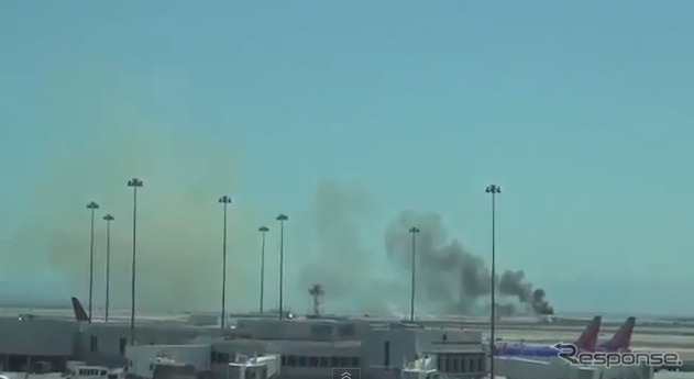 アジアナ航空の777が着陸失敗炎上事故（動画キャプチャ）