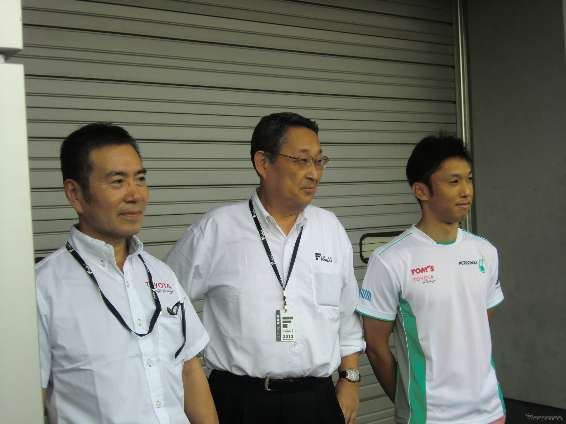 左から、トヨタの開発リーダーである永井洋治氏、シリーズ運営団体JRPの白井裕社長、中嶋一貴。