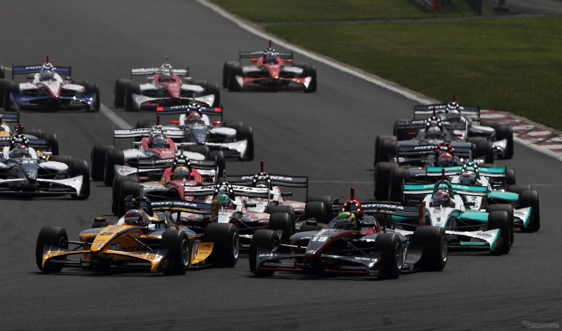 スーパーフォーミュラ今季第3戦富士のレースシーン。写真：TOYOTA