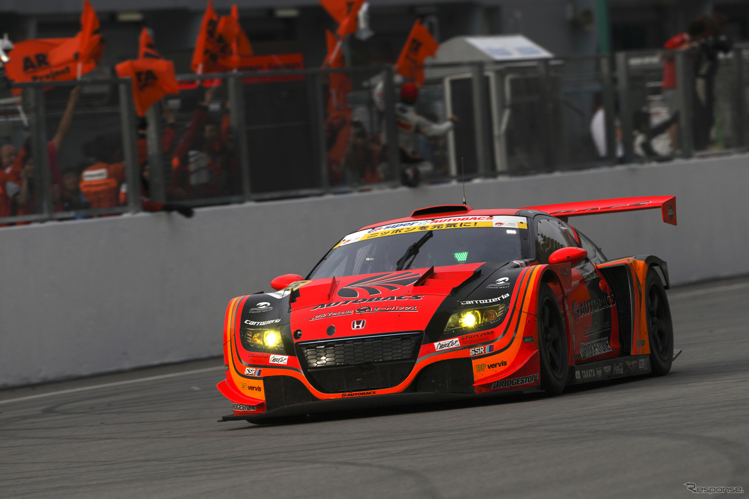 GT300クラス予選2位、Q2でのトップとの差は0.009秒だったARTA CR-Z（写真はセパン戦）。写真：Honda