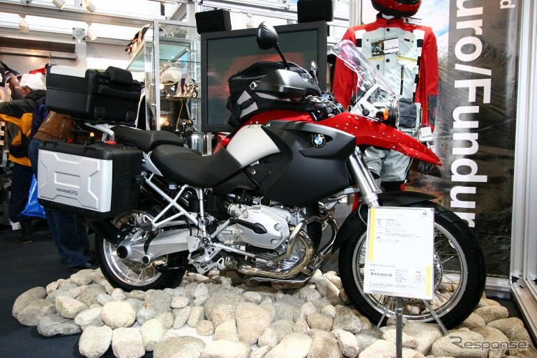 【東京モーターサイクルショー05】写真蔵…大きくなるBMWブース