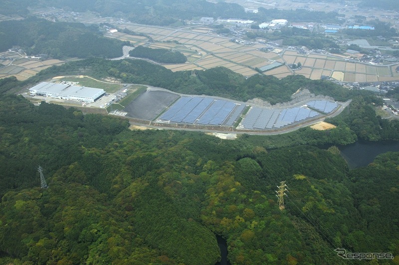タカタ九州 有田製造所に設置した メガソーラーパネル