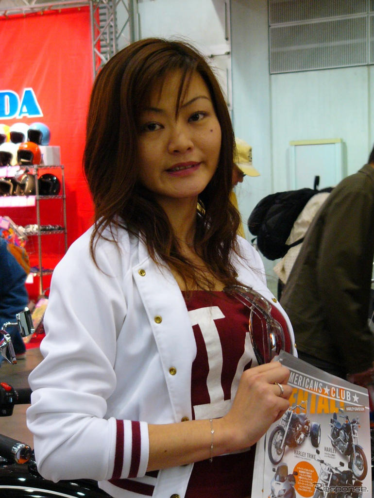 【東京モーターサイクルショー05】まだあります! コンパニオン写真蔵