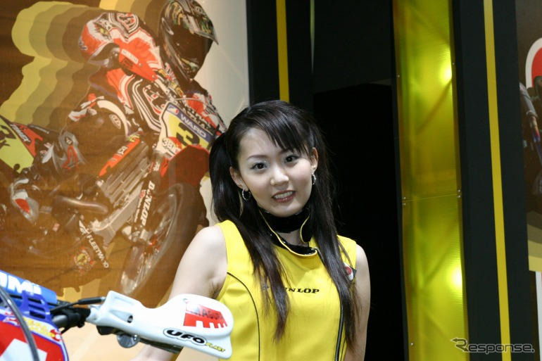 【東京モーターサイクルショー05】もういっちょ! コンパニオン写真蔵