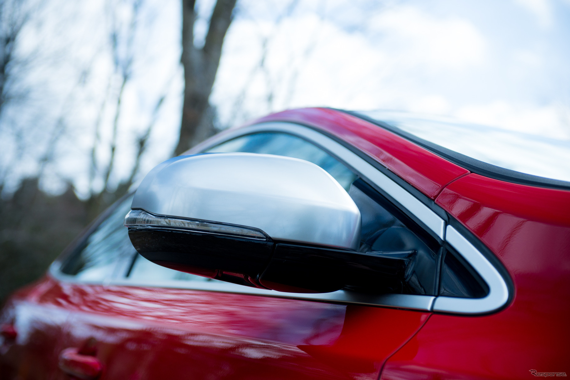 ボルボ・V40 T5 R-DESIGN