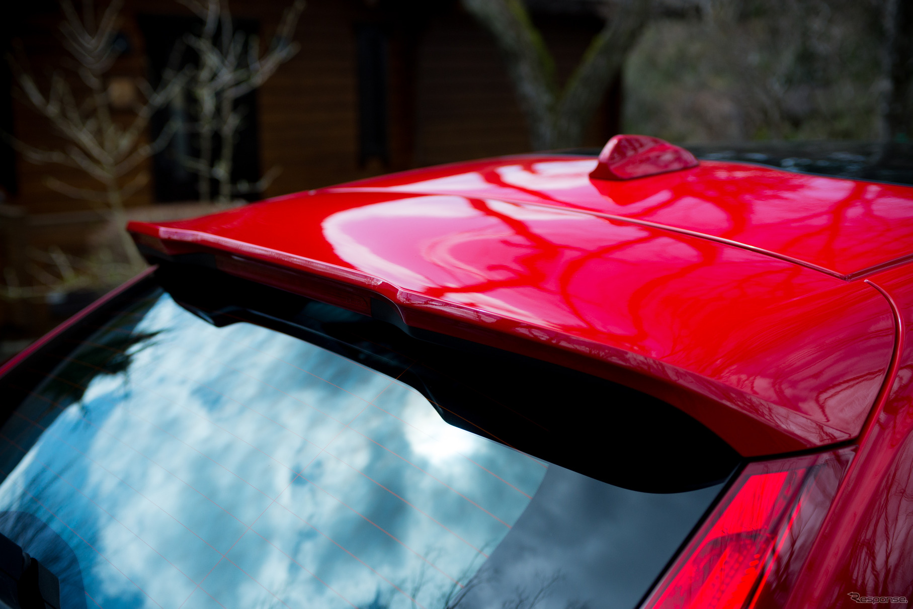 ボルボ・V40 T5 R-DESIGN