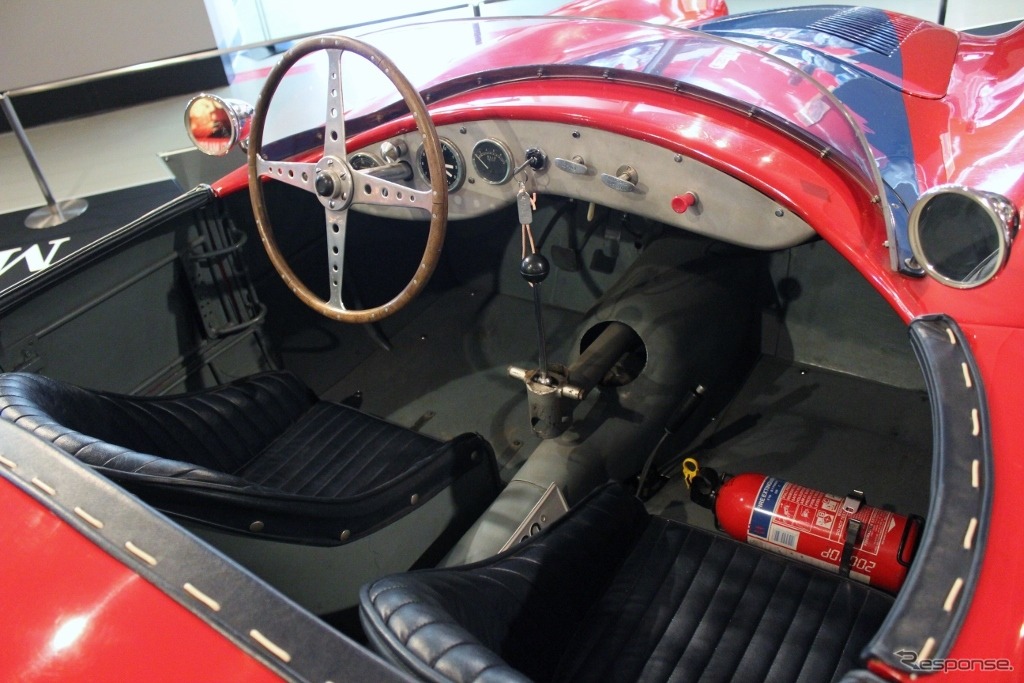 OSCA MT4 1100