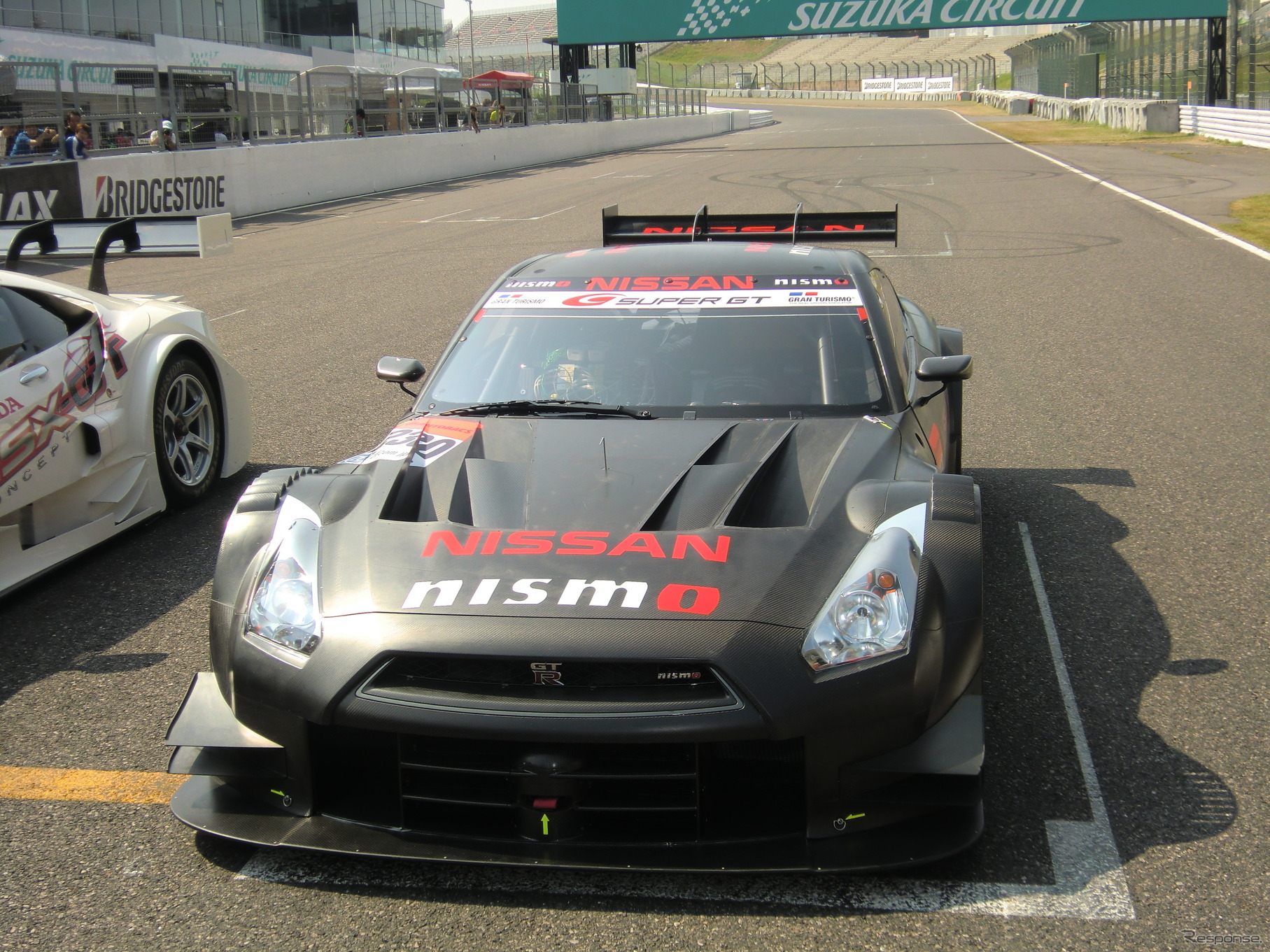 14年型のニッサンGT-R。