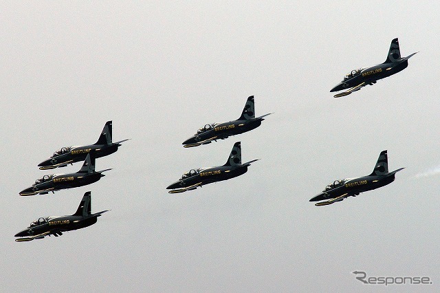 ふくしまスカイパーク上空てフルショーを行ったブライトリング・ジェットチーム。これは2日目（8月8日）のもの。初日とはメニューを若干変えて実施した。