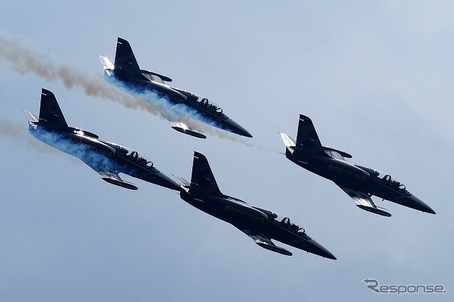 ふくしまスカイパーク上空てフルショーを行ったブライトリング・ジェットチーム。これは2日目（8月8日）のもの。初日とはメニューを若干変えて実施した。