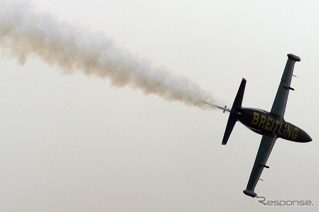ふくしまスカイパーク上空てフルショーを行ったブライトリング・ジェットチーム。これは2日目（8月8日）のもの。初日とはメニューを若干変えて実施した。