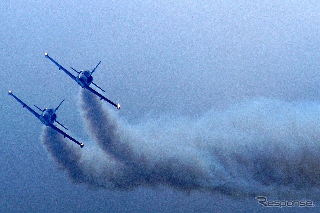 ふくしまスカイパーク上空てフルショーを行ったブライトリング・ジェットチーム。これは2日目（8月8日）のもの。初日とはメニューを若干変えて実施した。