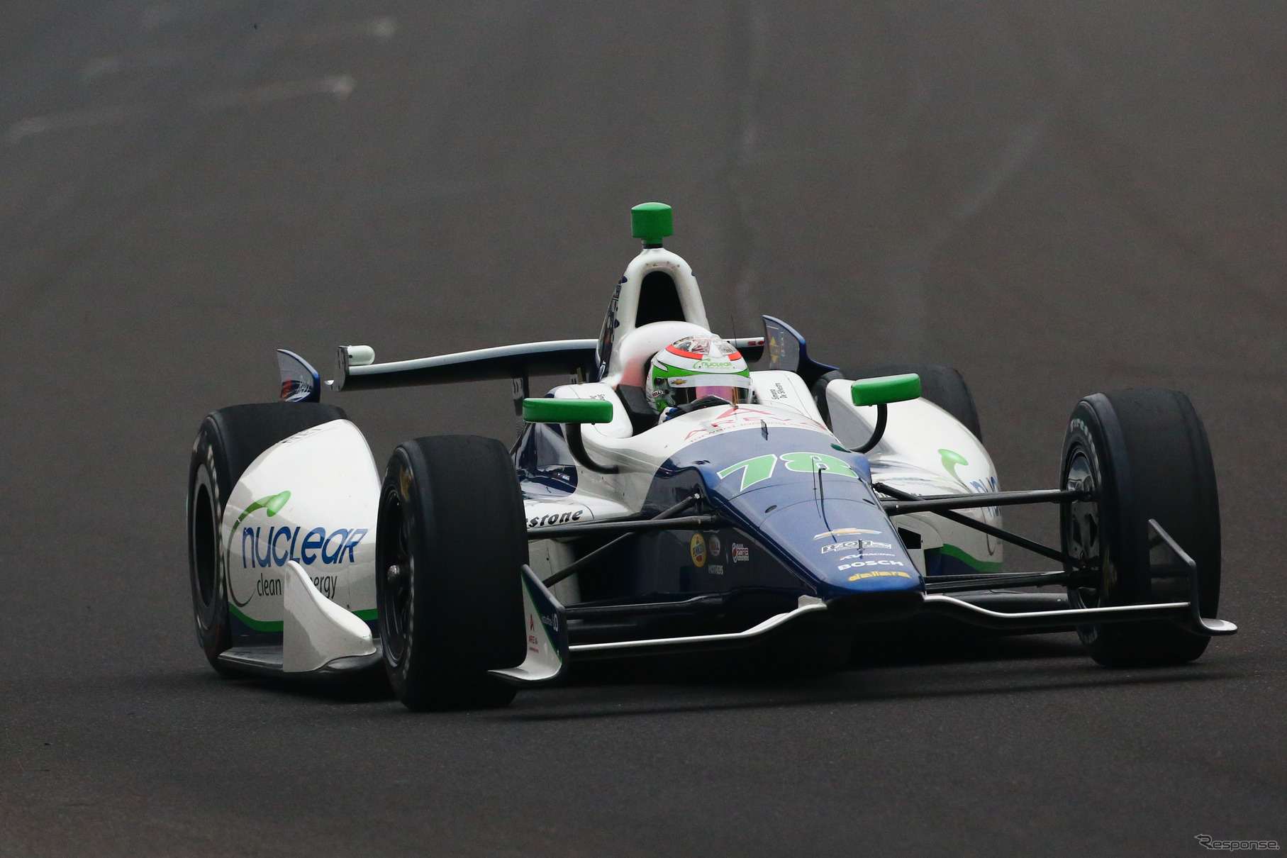 シモーナ・デ・シルベストロ