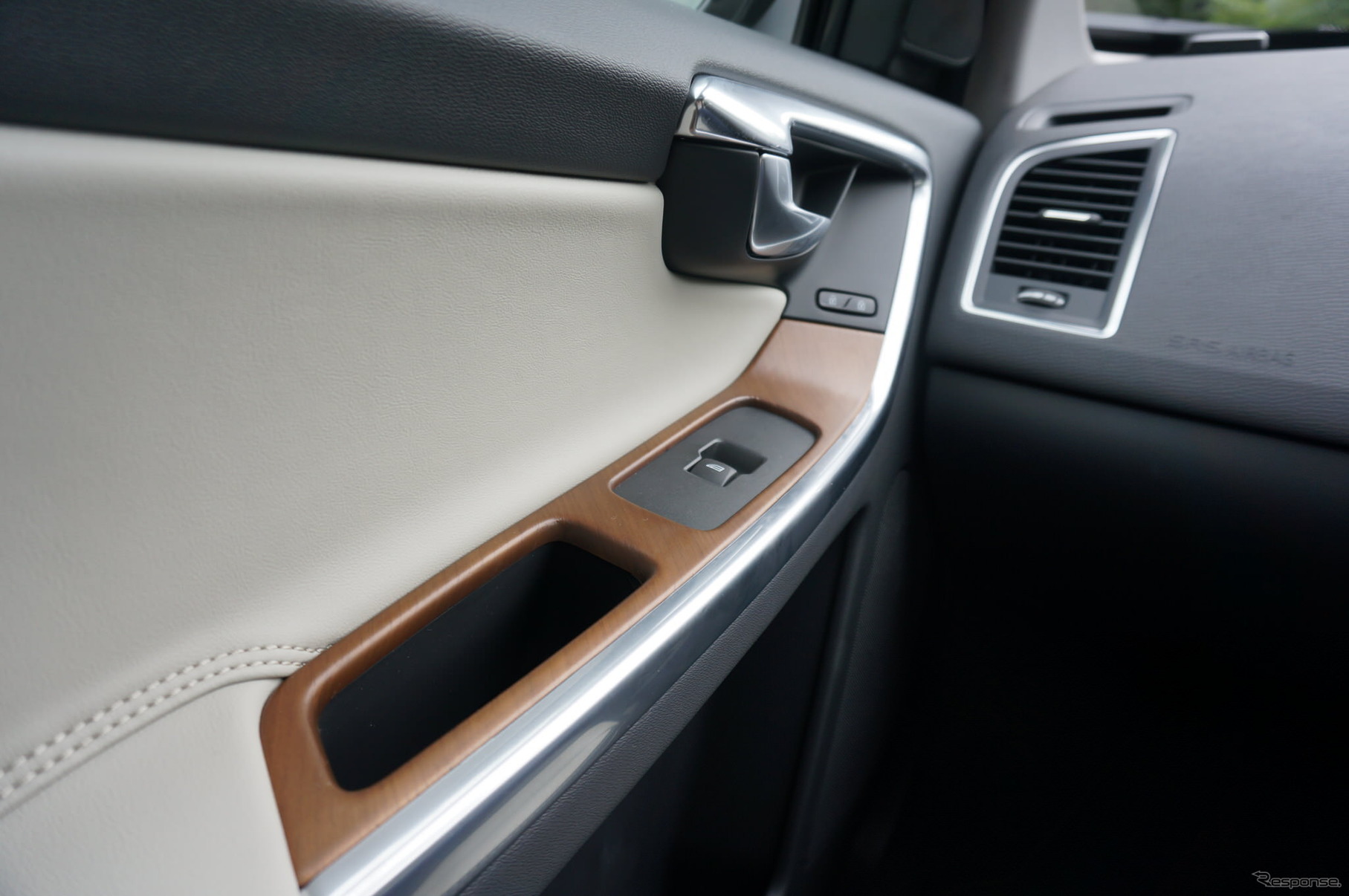 ボルボ XC60 2014年モデル