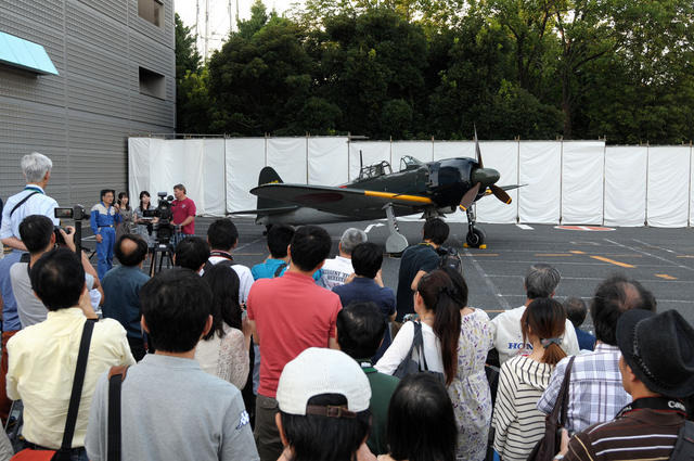 零戦エンジン始動＆タキシング見学会