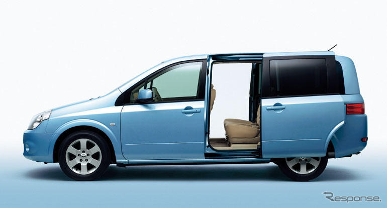 4月新車販売、今年初のプラスに
