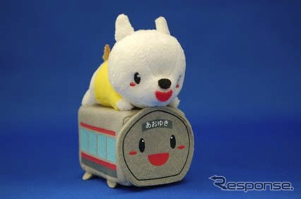 粟生線活性化キャラクター「しんちゃん」「てつくん」のぬいぐるみが会場で先行発売される。