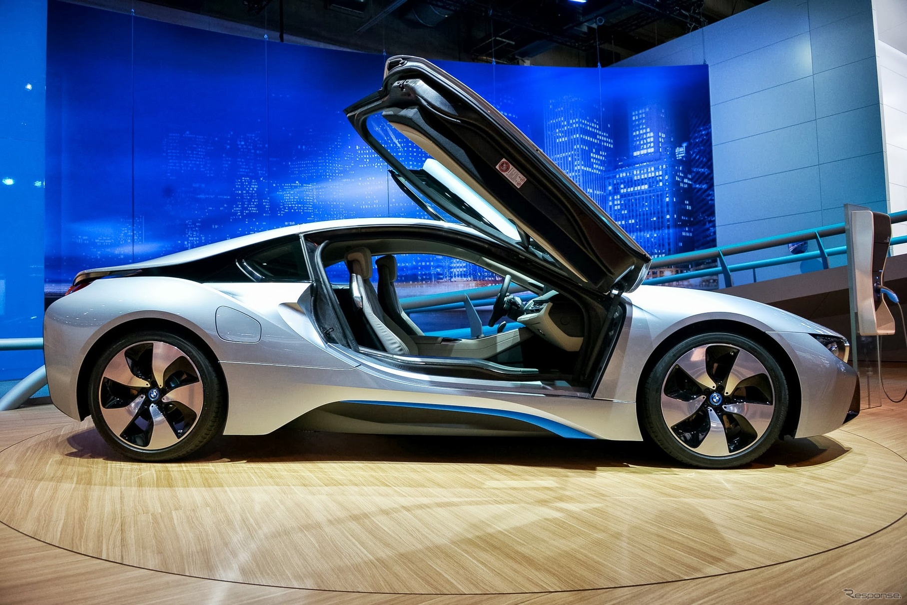 BMW i8（フランクフルトモーターショー13）