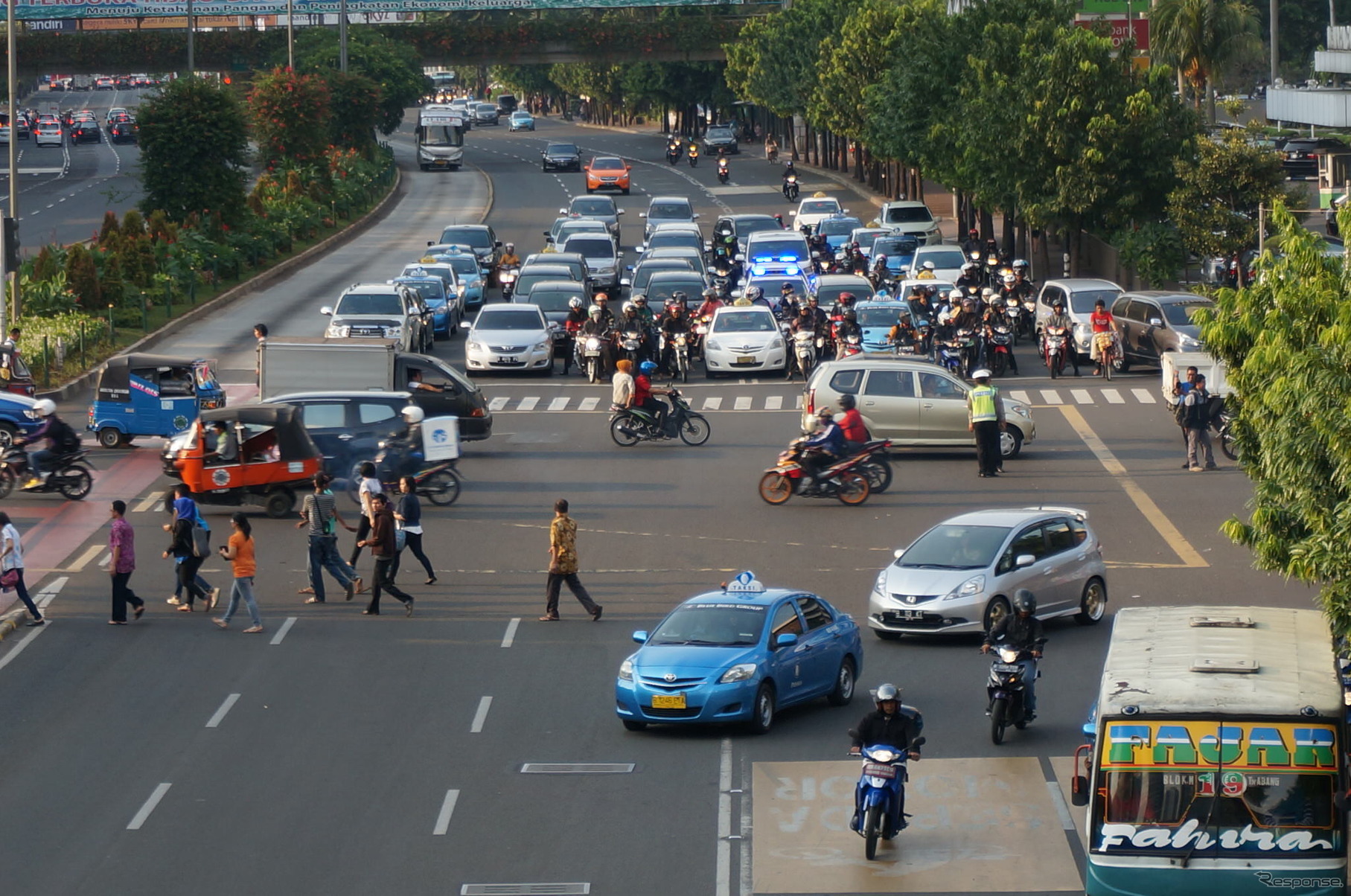 インドネシア ジャカルタ市内の道路