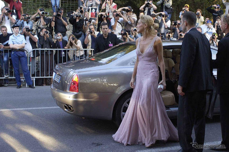 シャロン・ストーン vs マセラティ---カンヌ映画祭