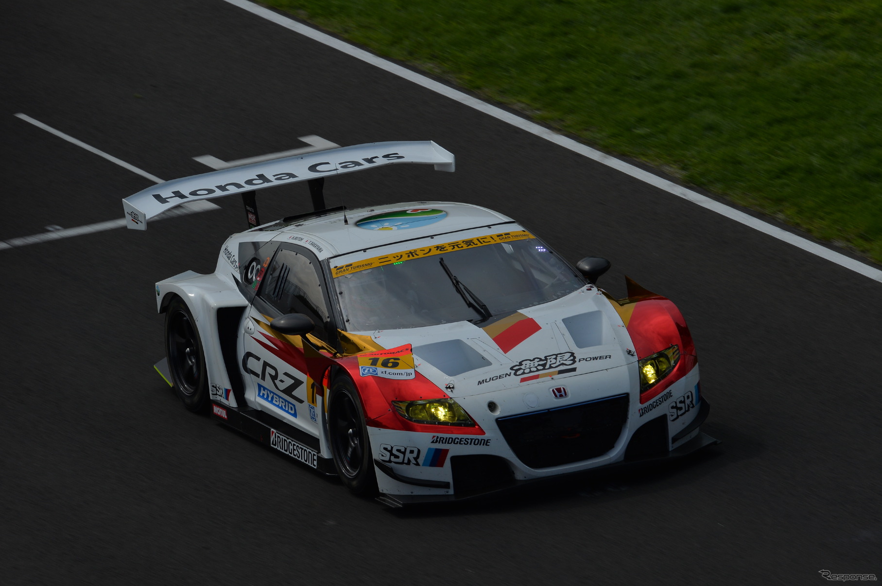 GT300のポイント首位、武藤英紀&中山友貴組ホンダCR-Z。写真：GTA（第4戦）