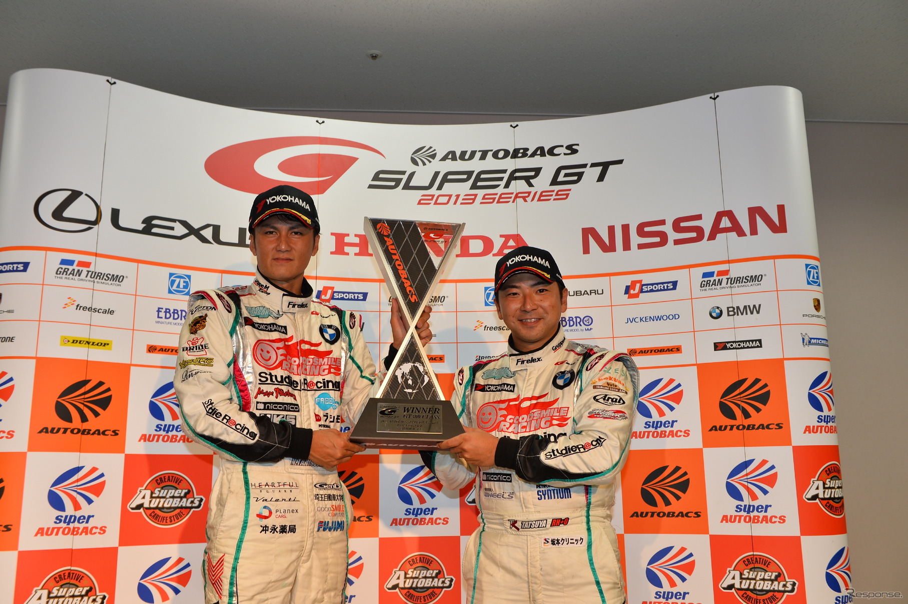 第6戦富士、GT300クラス優勝の谷口信輝&片岡龍也。写真：GTA