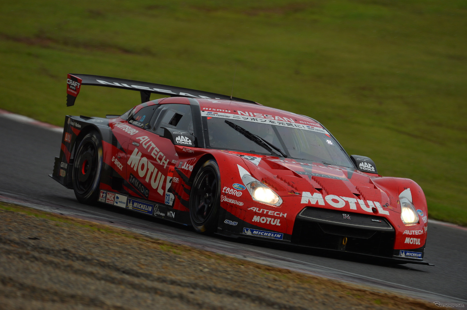 GT500でタイトル3連覇を目指している柳田真孝&R.クインタレッリ組ニッサンGT-R。写真：GTA（第4戦）