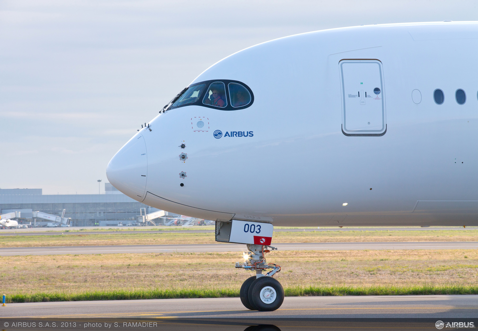 A350 XWBテスト用航空機（MSN3）による最初の飛行
