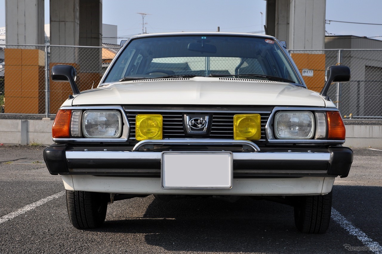 スバル レオーネ 1800 セダン GTS（AB4）