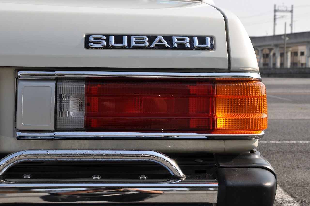 スバル レオーネ 1800 セダン GTS（AB4）