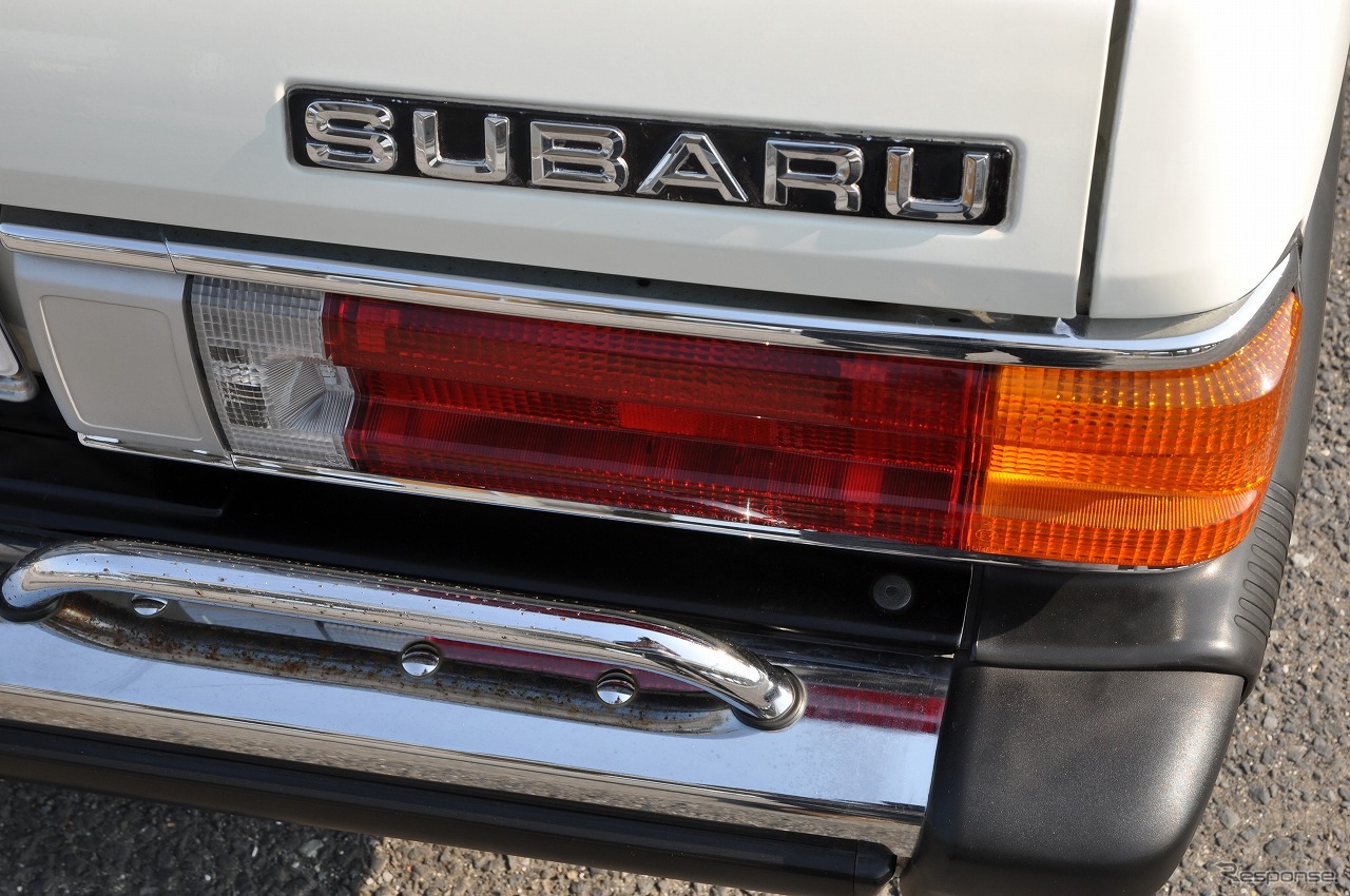 スバル レオーネ 1800 セダン GTS（AB4）