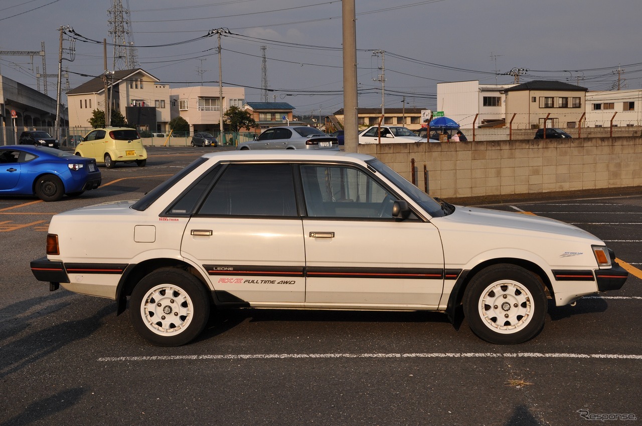 スバル レオーネ 1800 セダンRX/II（AA5）