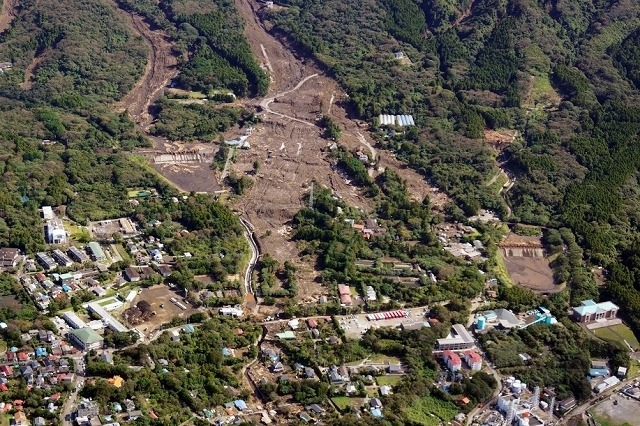 10月17日時点の伊豆大島 大島町（C） Google