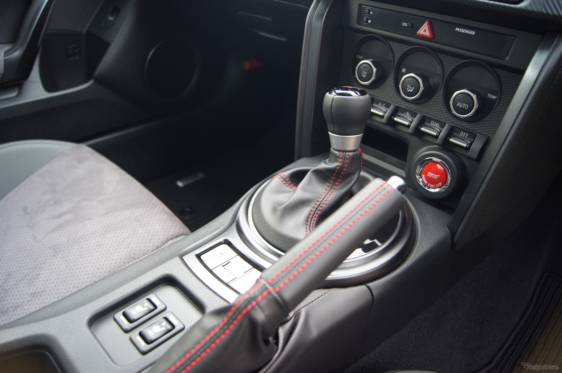 スバル BRZ tS