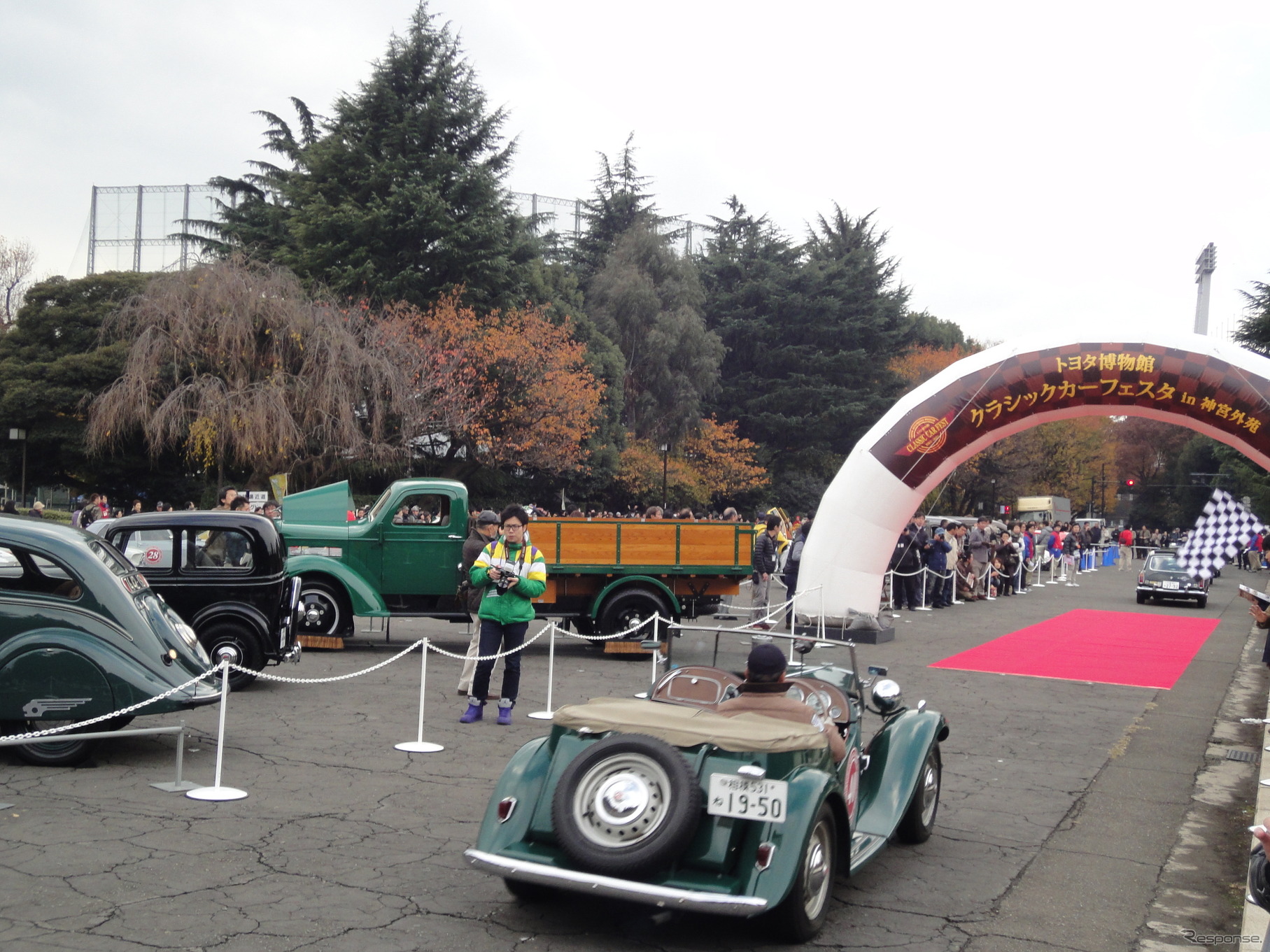 クラシックカーフェスタin神宮外苑（昨年の模様）
