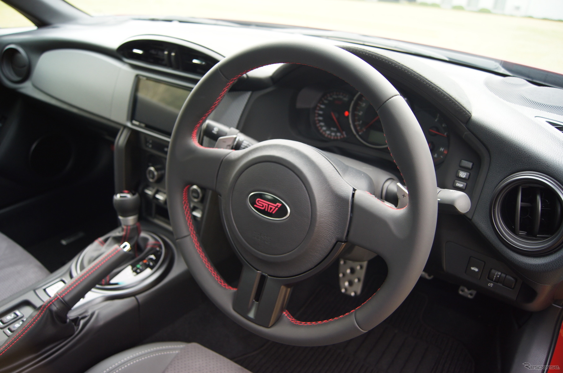 スバル BRZ tS