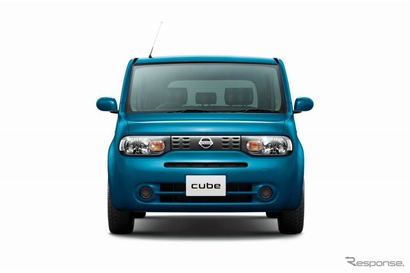 日産・キューブ ロルブーセレクション