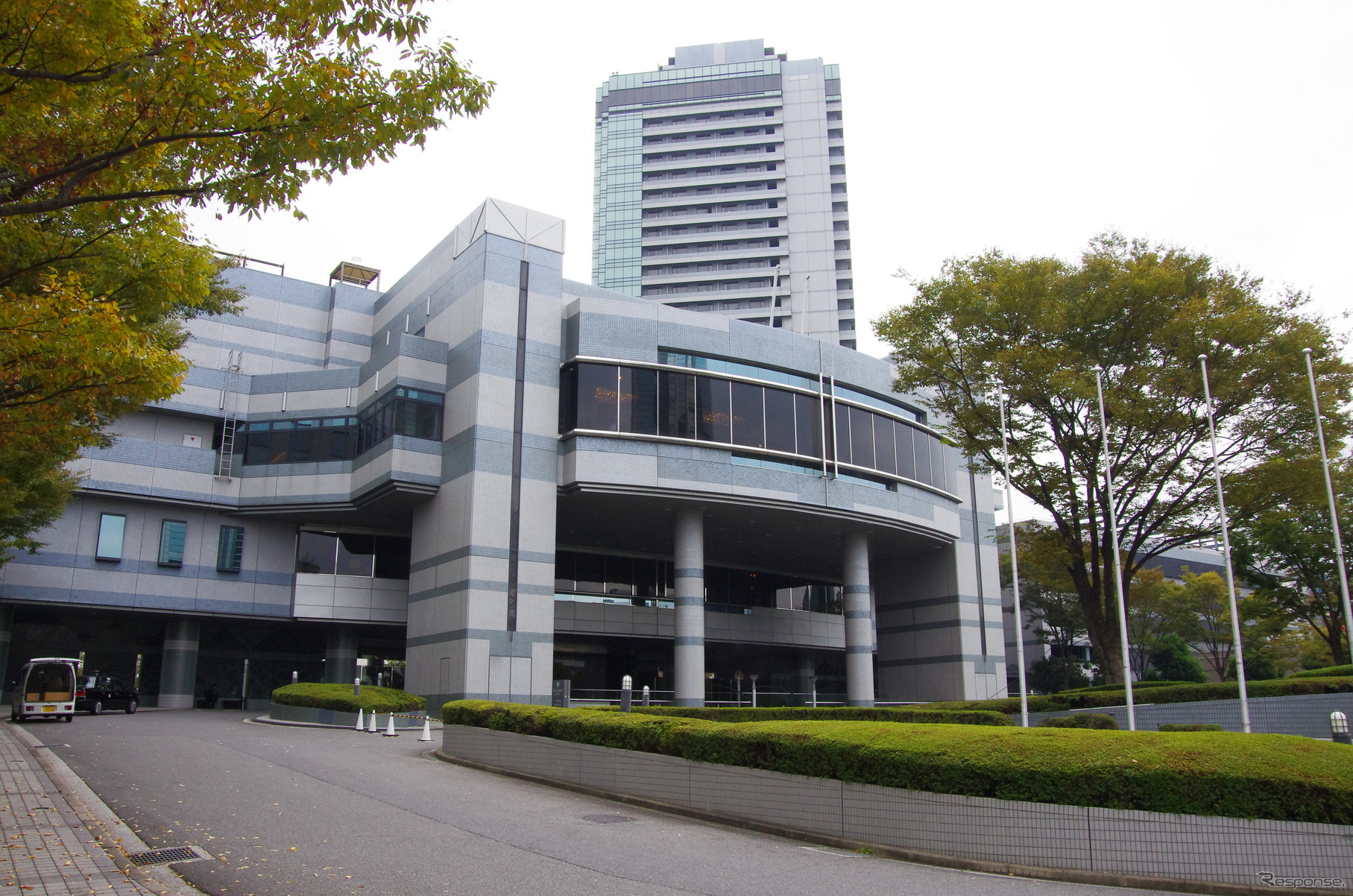 会場となった大阪のホテル。ここで自動車修理の競技会が行われるとは誰が思うだろうか。アウディにとっても新しい試みであったそうだ。