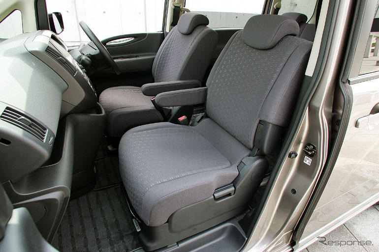 【日産 セレナ 新型発表】写真蔵…楽しいインテリア