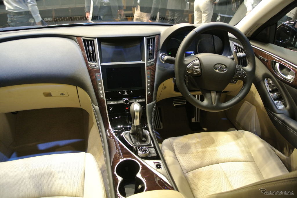 日産自動車 新型 スカイライン